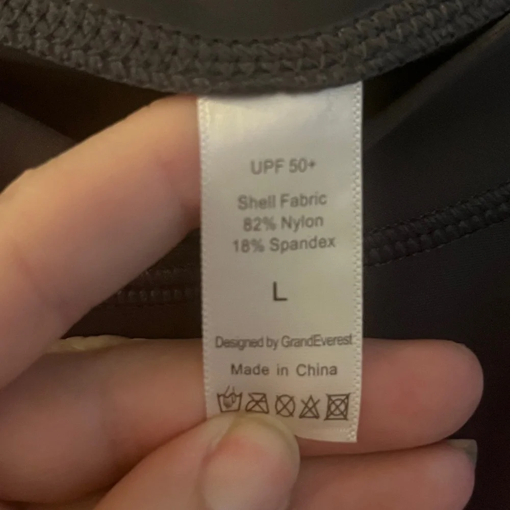 Grey Rash Guard UPF 50 - Picture 4 of 4